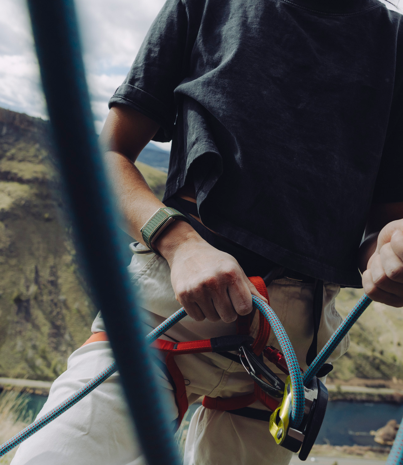 5.0 Navigator Band | WHOOP - The World's Most Powerful Fitness